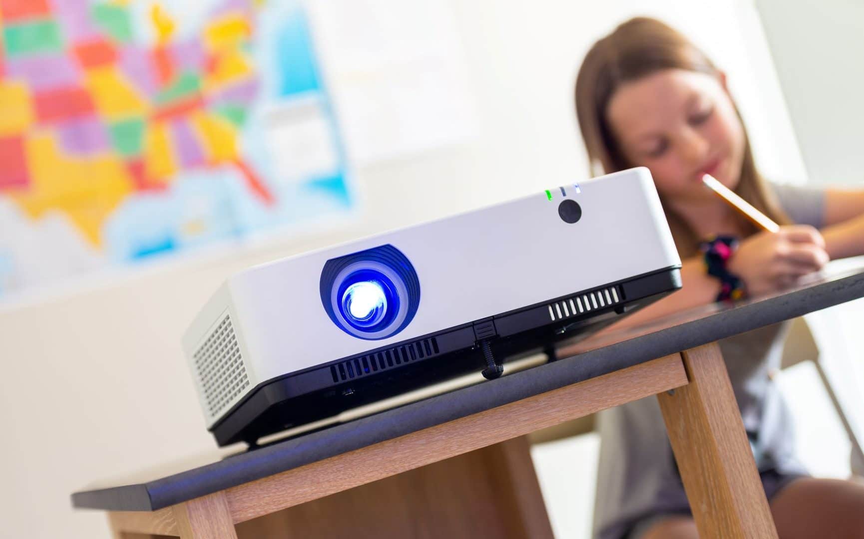 How to Choose the Right Projector for Your Classroom - Christian School ...