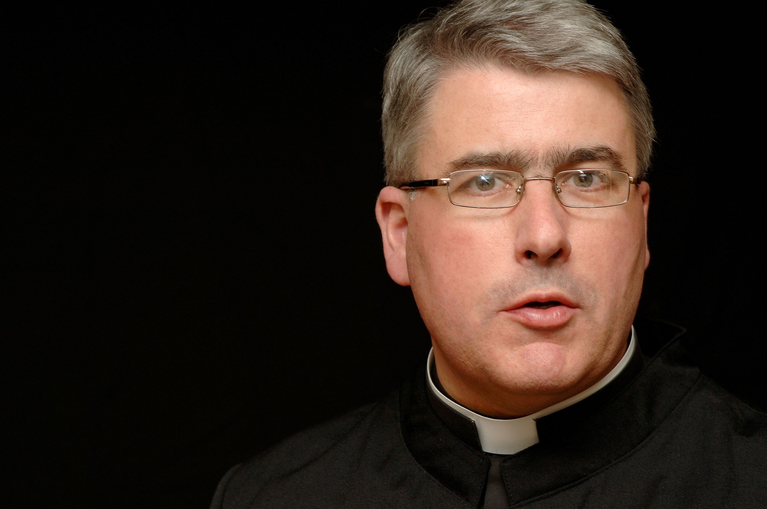 How to Get Dressed to Lead Worship - Religious Product News